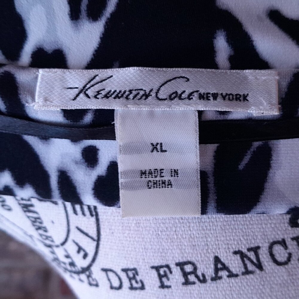 Kenneth Cole New York Blouse NWOT - Picture 3 of 4